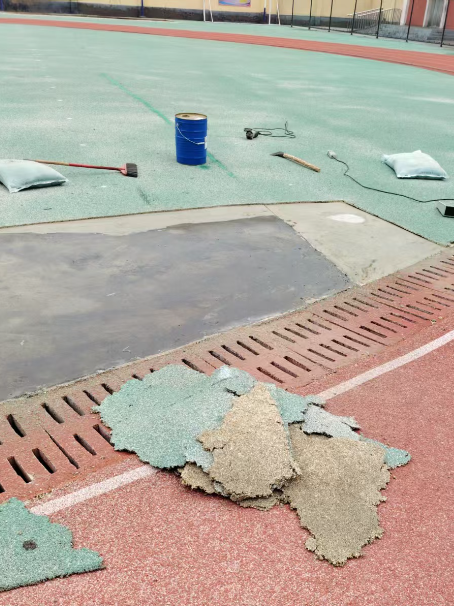 南岸球场翻新维修补、球场翻新修补改造